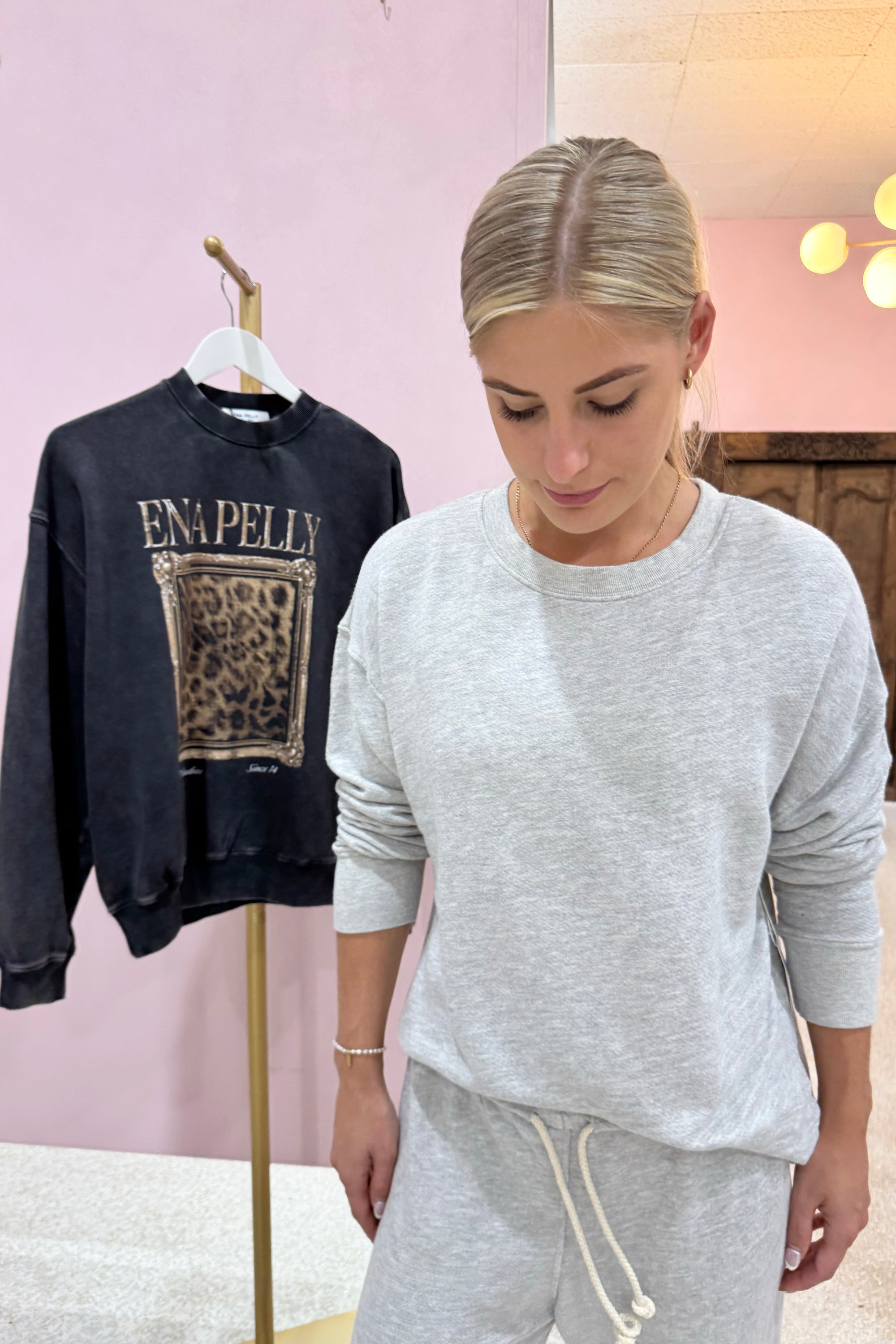 Perfect White Tee Tyler Pullover Sweatshirt | Heather Grey