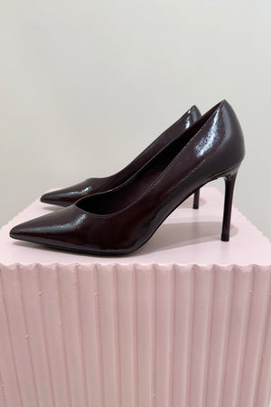 Billini Fabiola Pump | Mulberry Crinkle Patent