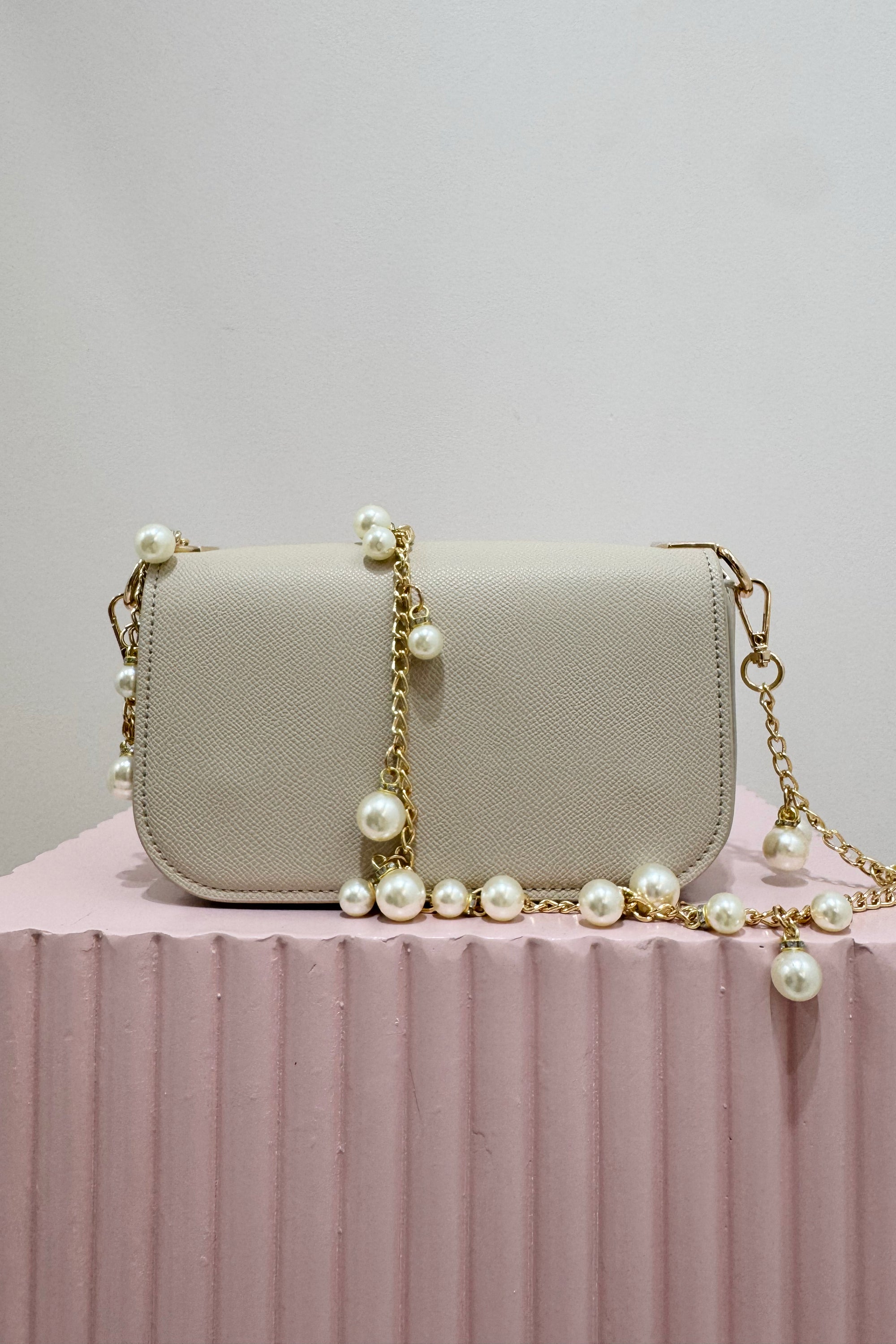 Olga Berg Lyla Pearl Shoulder Bag | Natural