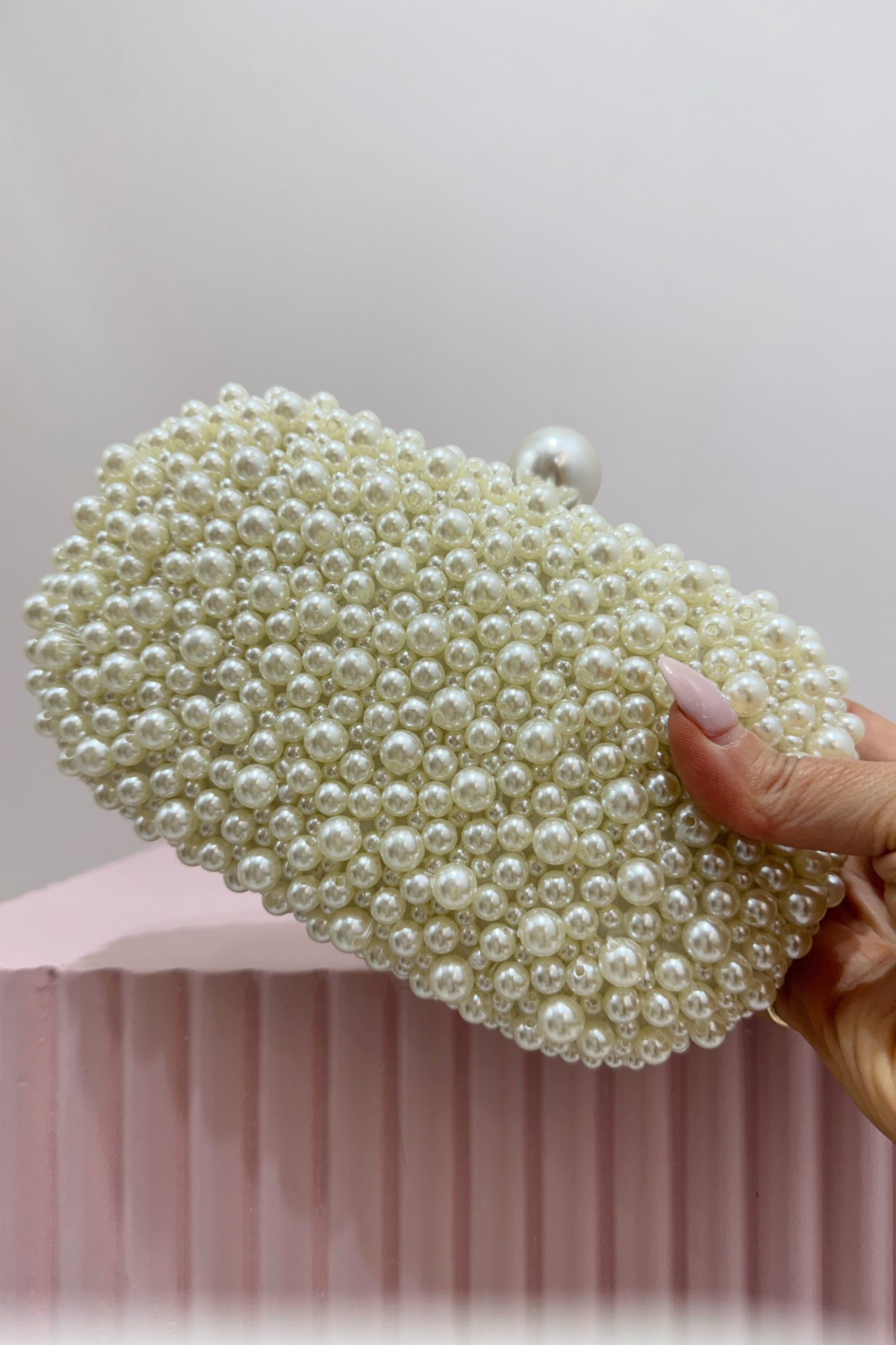 Olga Berg Valentina Pearl Clutch | Silver