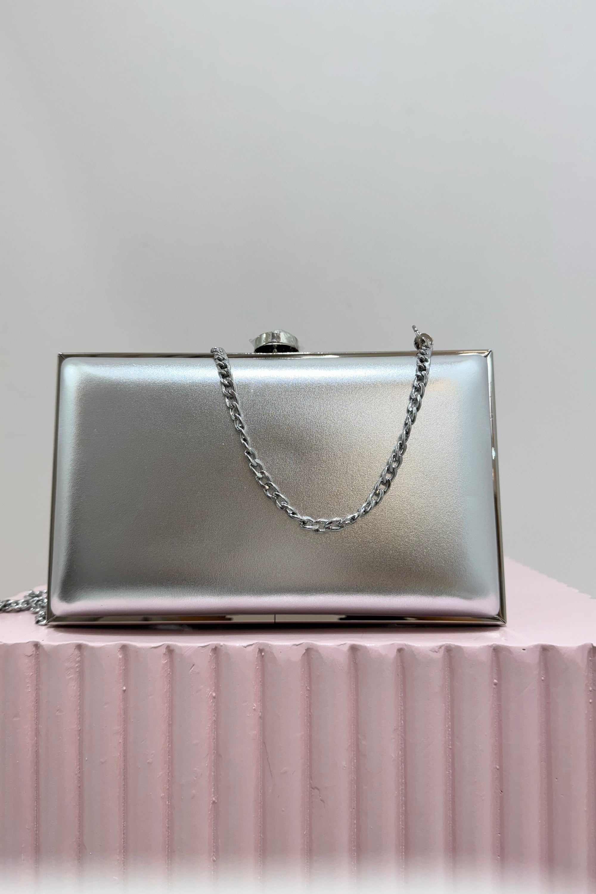 Olga Berg Lucy Metallic Clutch | Silver