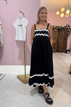 Chosen By Fifi & Annie The Monochrome Maxi Dress | Black