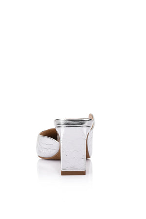 Lana Wilkinson Di Mule | Metallic