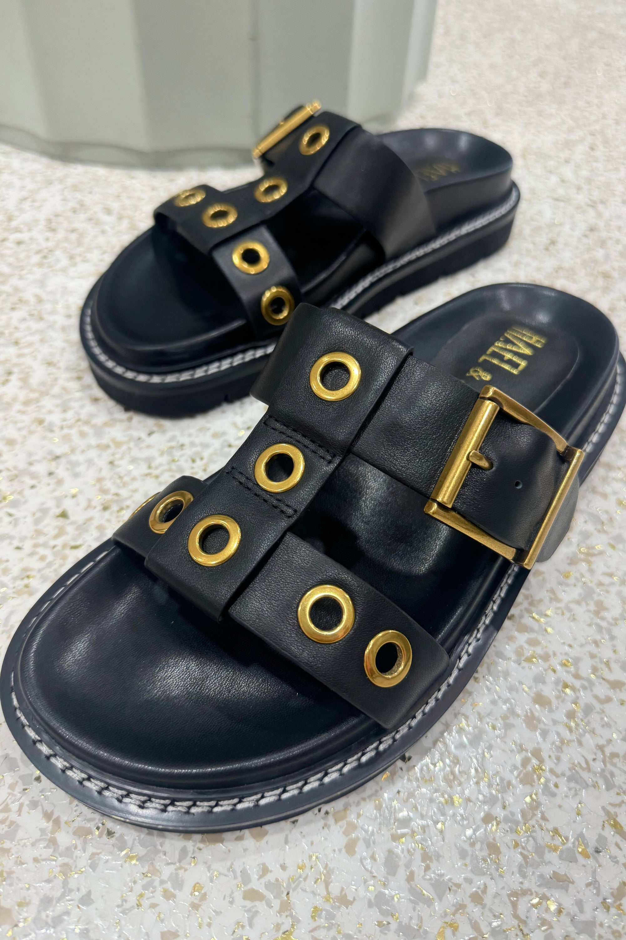 Hael & Jax Monet Slide | Black