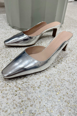 Lana Wilkinson Di Mule | Metallic