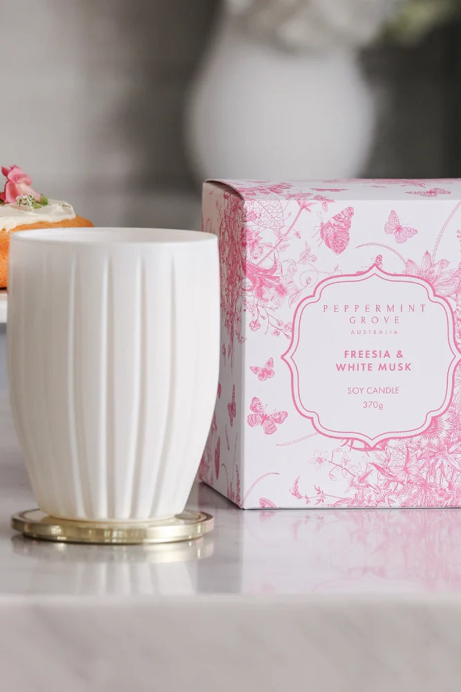 Peppermint Grove Large Candle | Freesia & White Musk