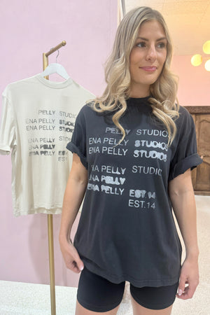 Ena Pelly Blurred Logo Tee | Vintage Black