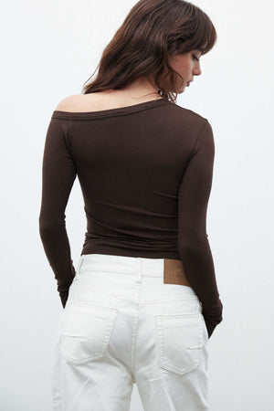 Bayse Brand Zinnia Top | Chocolate