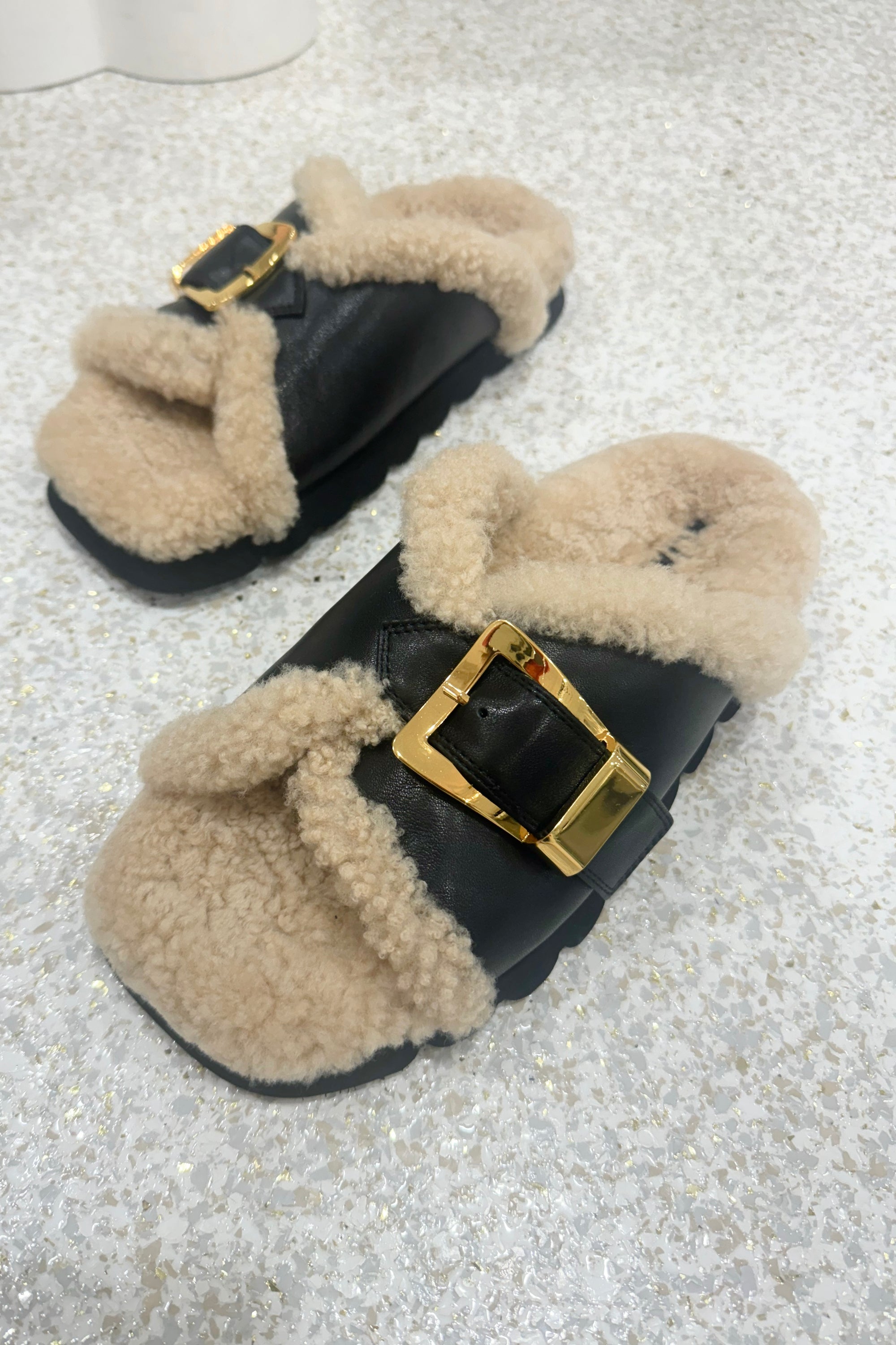 Alias Mae Kiara Slide | Black Shearling