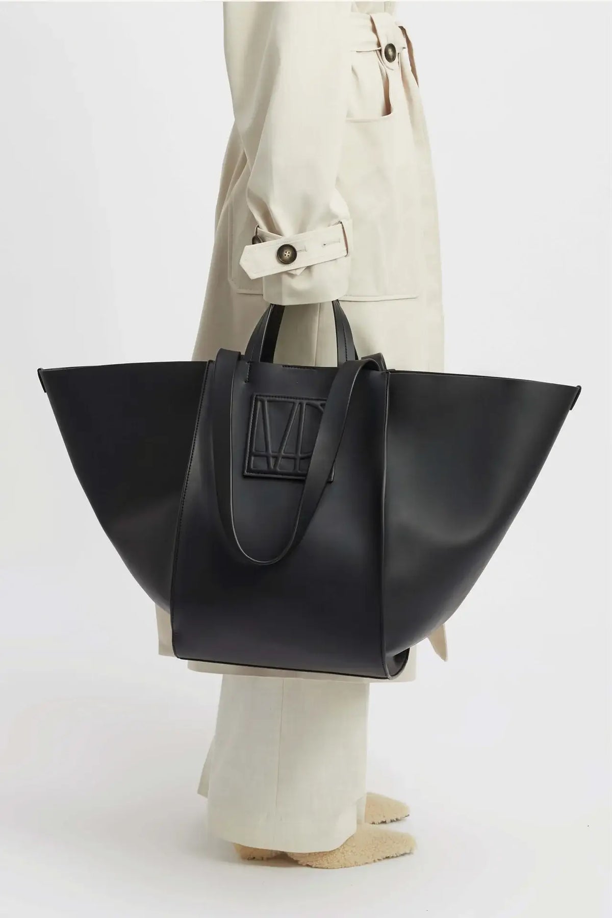 C M Camilla Marc Fallon Tote Black Black Fifi Annie Boutique